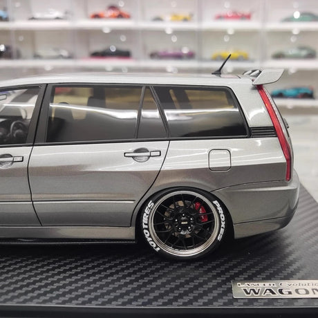 [Ignition] 1:18 Mitsubishi 2005 Lancer Evo IX Wagon Silver Model Car Resin