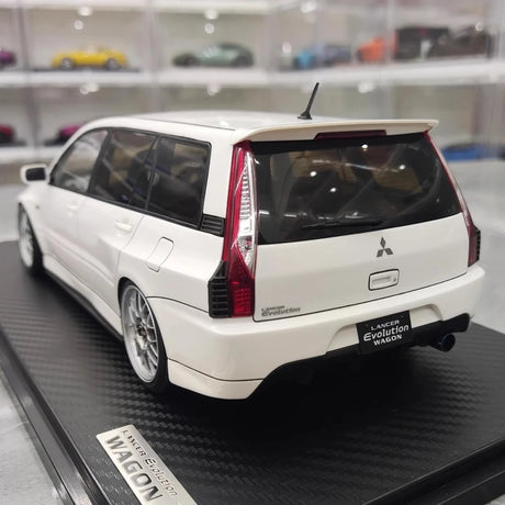 [Ignition] 1:18 Mitsubishi 2005 Lancer Evo IX Wagon White Model Car Resin