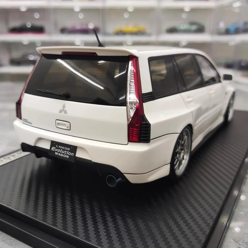[Ignition] 1:18 Mitsubishi 2005 Lancer Evo IX Wagon White Model Car Resin