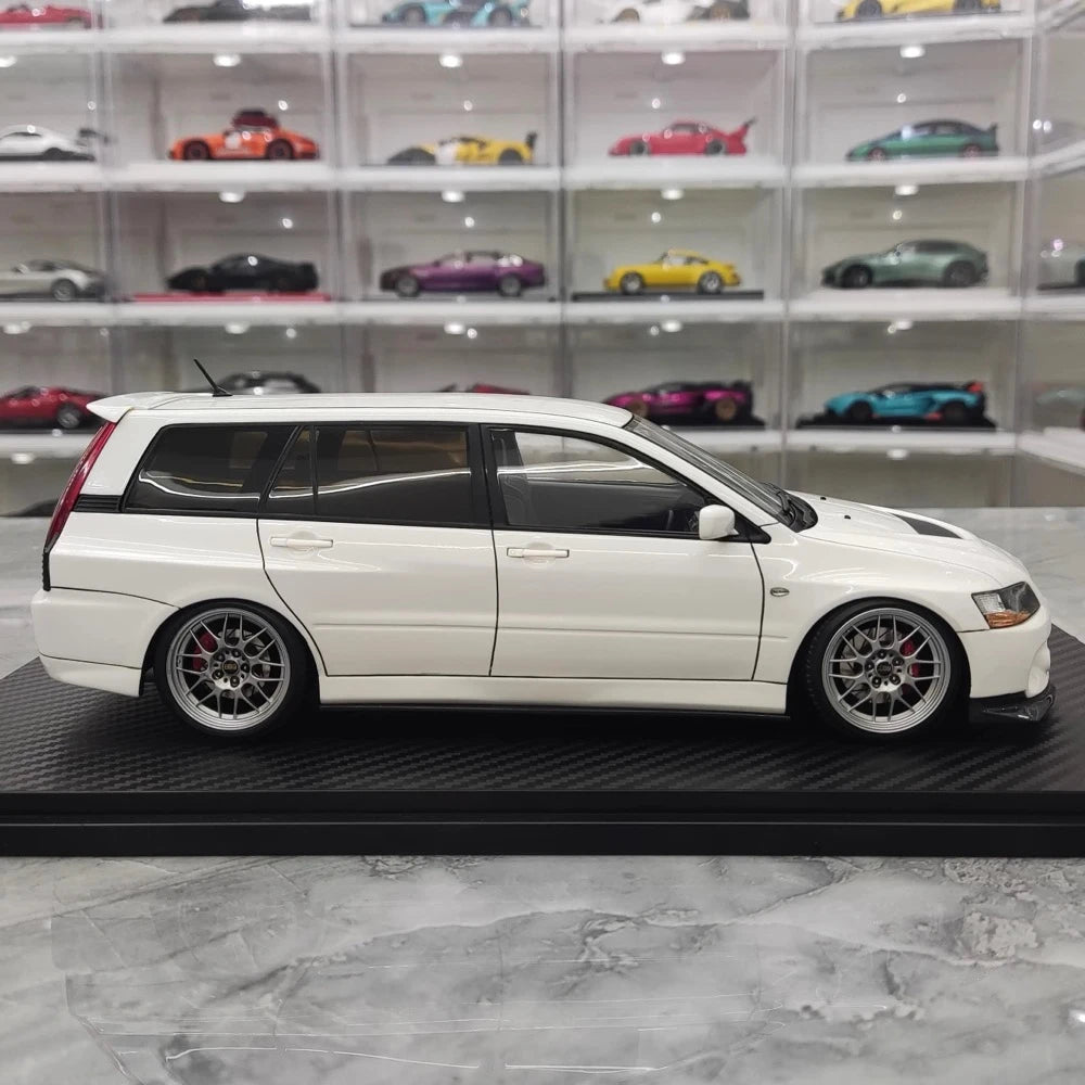 [Ignition] 1:18 Mitsubishi 2005 Lancer Evo IX Wagon White Model Car Resin