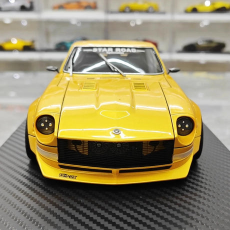 [Ignition] 1:18 Nissan 1969 Fairlady 240Z S30 Yellow Model Car Resin