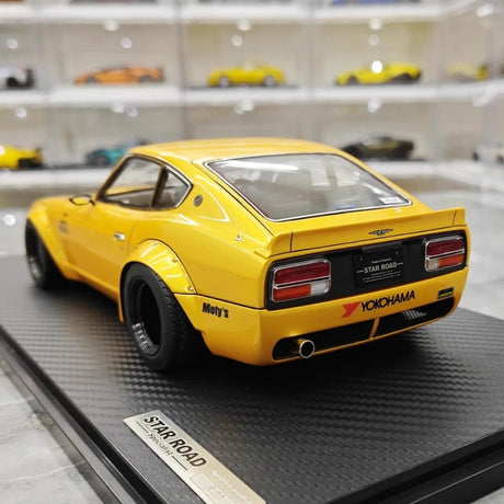 [Ignition] 1:18 Nissan 1969 Fairlady 240Z S30 Yellow Model Car Resin