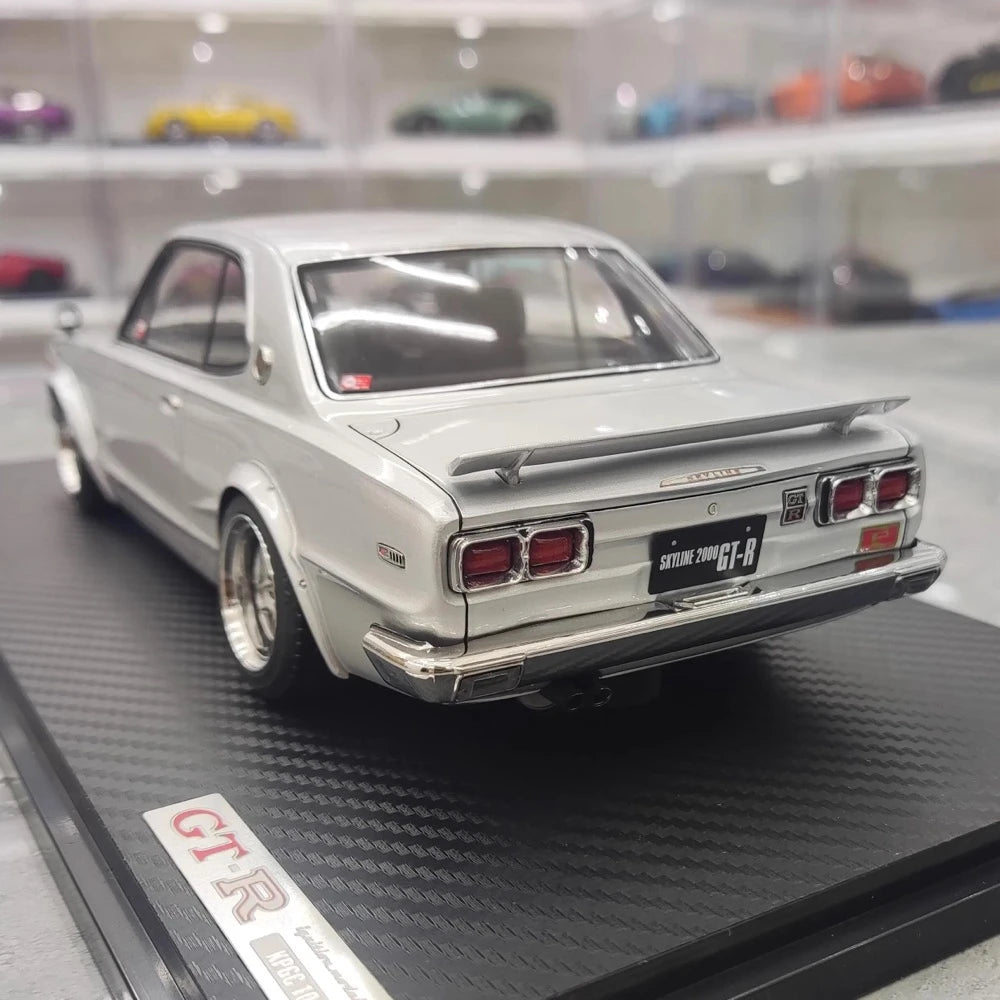 [Ignition] 1:18 Nissan 1970 Skyline 2000 GT-R KPGC10 Silver Model Car Resin