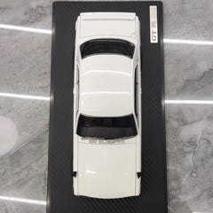 [Ignition] 1:18 Nissan 1970 Skyline 2000 GT-R KPGC10 White Model Car Resin