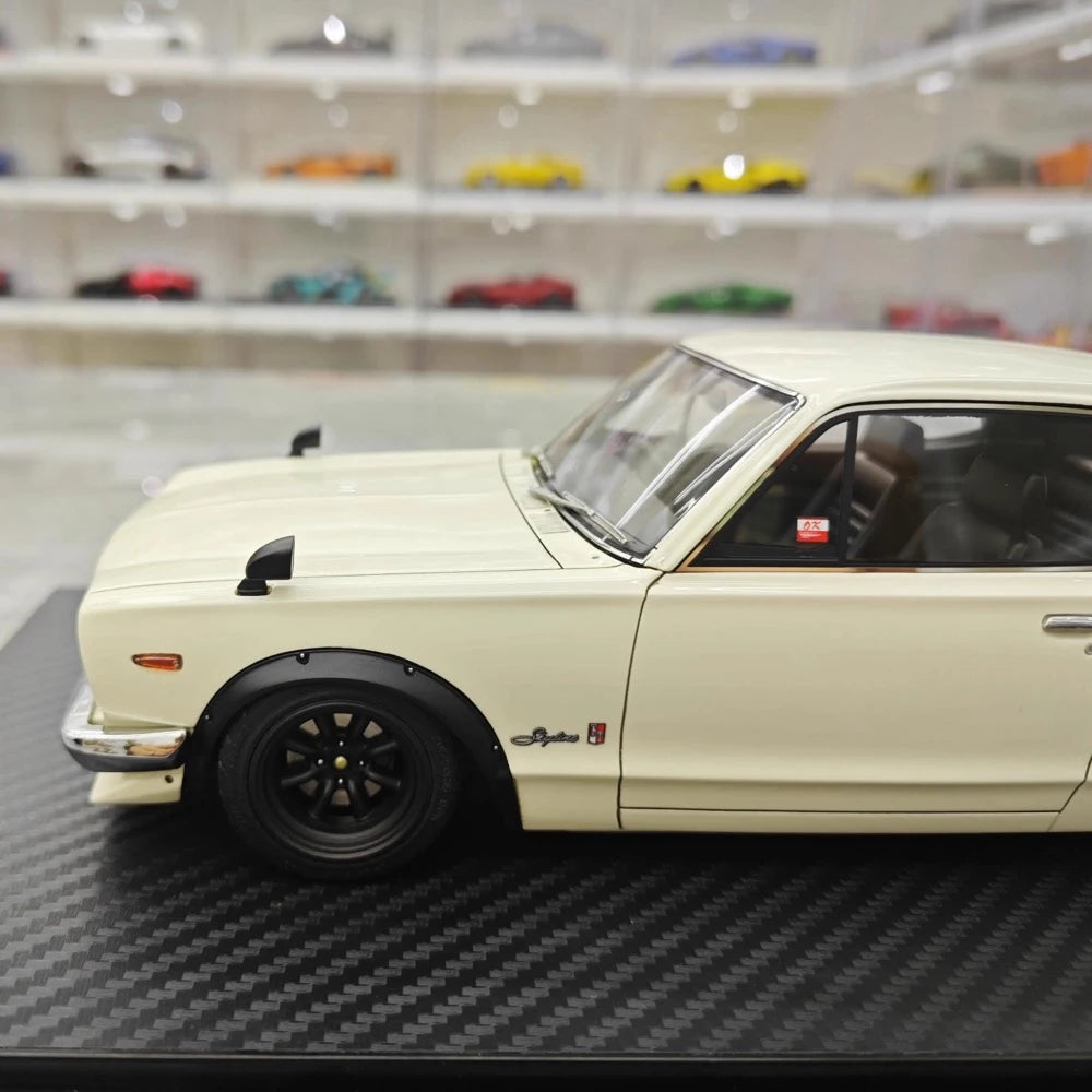 [Ignition] 1:18 Nissan 1970 Skyline 2000 GT-R KPGC10 Yellow Model Car Resin