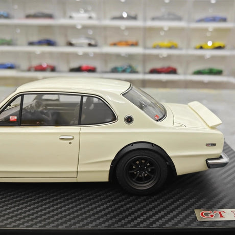 [Ignition] 1:18 Nissan 1970 Skyline 2000 GT-R KPGC10 Yellow Model Car Resin