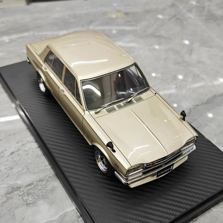 [Ignition] 1:18 Nissan 1970 Skyline 2000 GT-R PGC10 Gold Model Car Resin