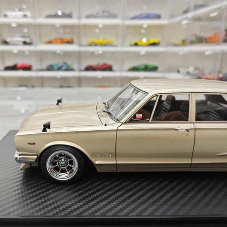 [Ignition] 1:18 Nissan 1970 Skyline 2000 GT-R PGC10 Gold Model Car Resin