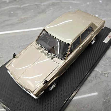 [Ignition] 1:18 Nissan 1970 Skyline 2000 GT-R PGC10 Gold Model Car Resin