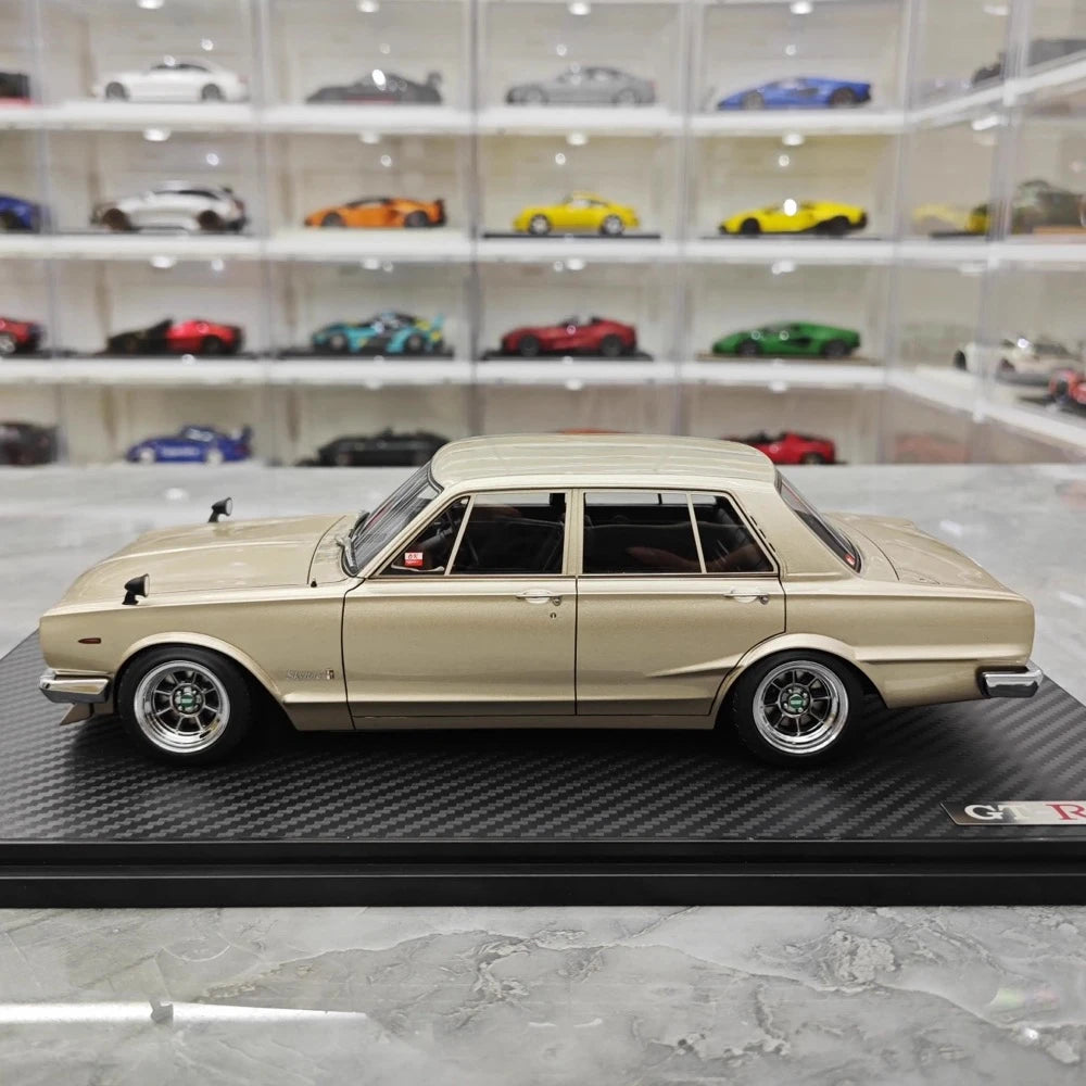 [Ignition] 1:18 Nissan 1970 Skyline 2000 GT-R PGC10 goud modelauto Hars