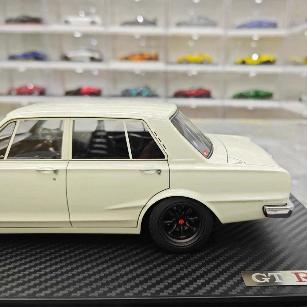 [Ignition] 1:18 Nissan 1970 Skyline 2000 GT-R PGC10 White Model Car Resin