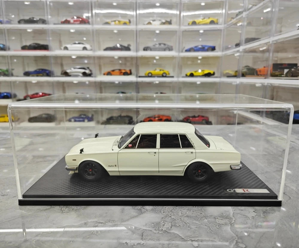 [Ignition] 1:18 Nissan 1970 Skyline 2000 GT-R PGC10 vit modellbil harts