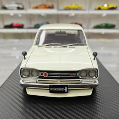 [Ignition] 1:18 Nissan 1970 Skyline 2000 GT-R PGC10 White Model Car Resin