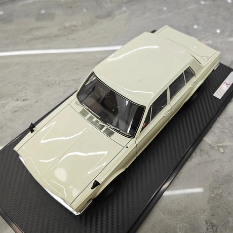 [Ignition] 1:18 Nissan 1970 Skyline 2000 GT-R PGC10 White Model Car Resin