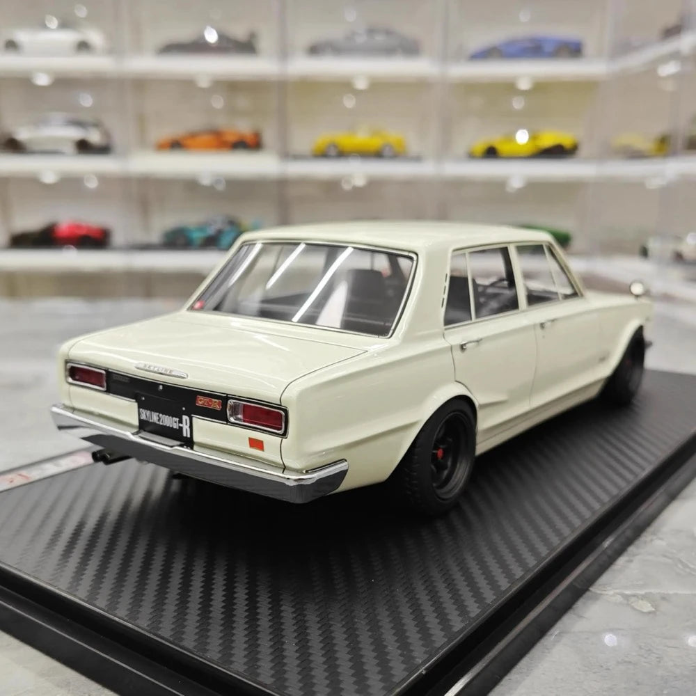 [Ignition] 1:18 Nissan 1970 Skyline 2000 GT-R PGC10 White Model Car Resin