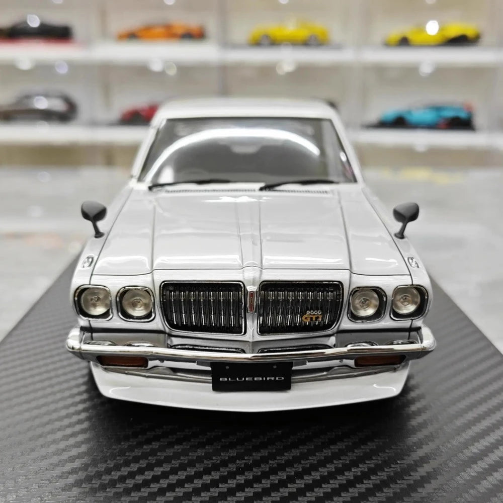 [Ignition] 1:18 Nissan 1971 Bluebird U 2000GTX G610 argent voiture miniature Resin
