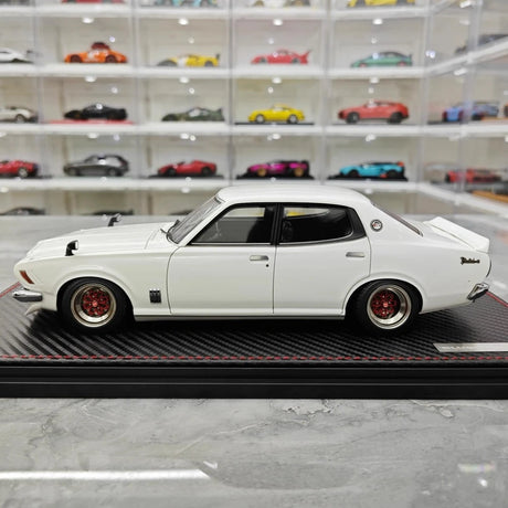 [Ignition] 1:18 Nissan 1971 Bluebird U 2000GTX G610 White Model Car Resin