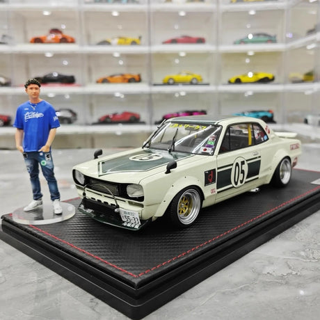 [Ignition] 1:18 Nissan 1971 Skyline 2000 GT-R Hakosuka LBWK JTCC Model Car Resin