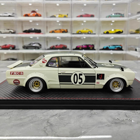 [Ignition] 1:18 Nissan 1971 Skyline 2000 GT-R Hakosuka LBWK JTCC Model Car Resin