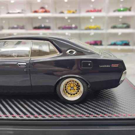 [Ignition] 1:18 Nissan 1972 Laurel 2000SGX C130 Mr. Sata Model Car Resin
