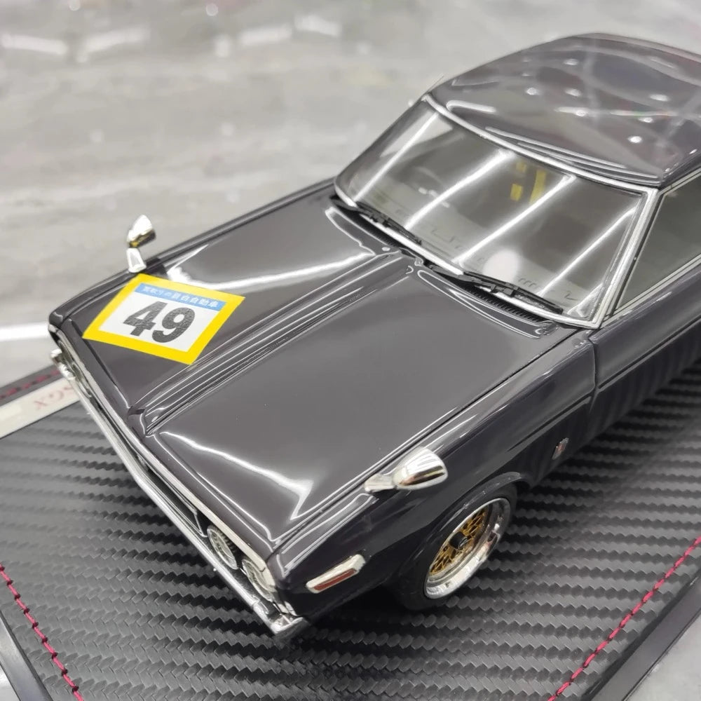 [Ignition] 1:18 Nissan 1972 Laurel 2000SGX C130 Mr. Sata Model Car Resin