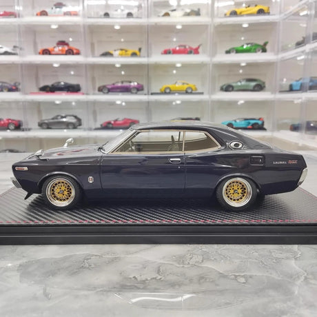 [Ignition] 1:18 Nissan 1972 Laurel 2000SGX C130 Mr. Sata Model Car Resin