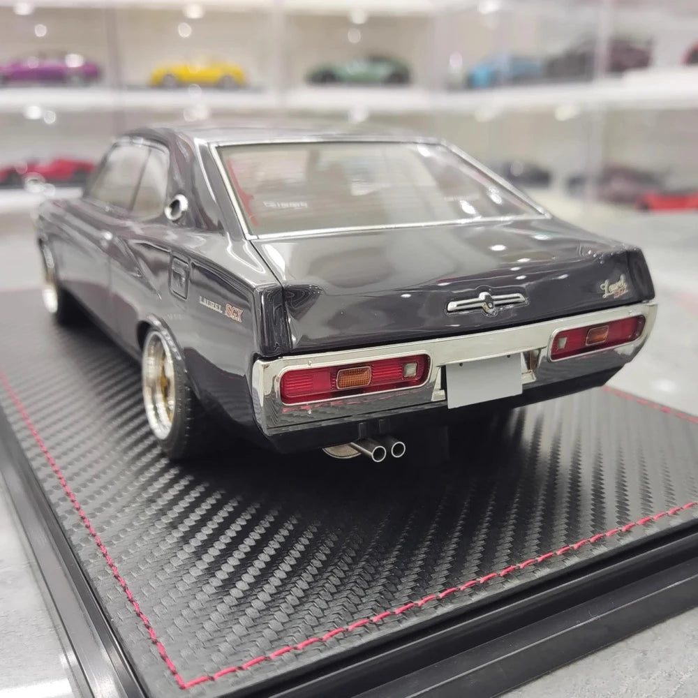 [Ignition] 1:18 Nissan 1972 Laurel 2000SGX C130 Mr. Sata Model Car Resin