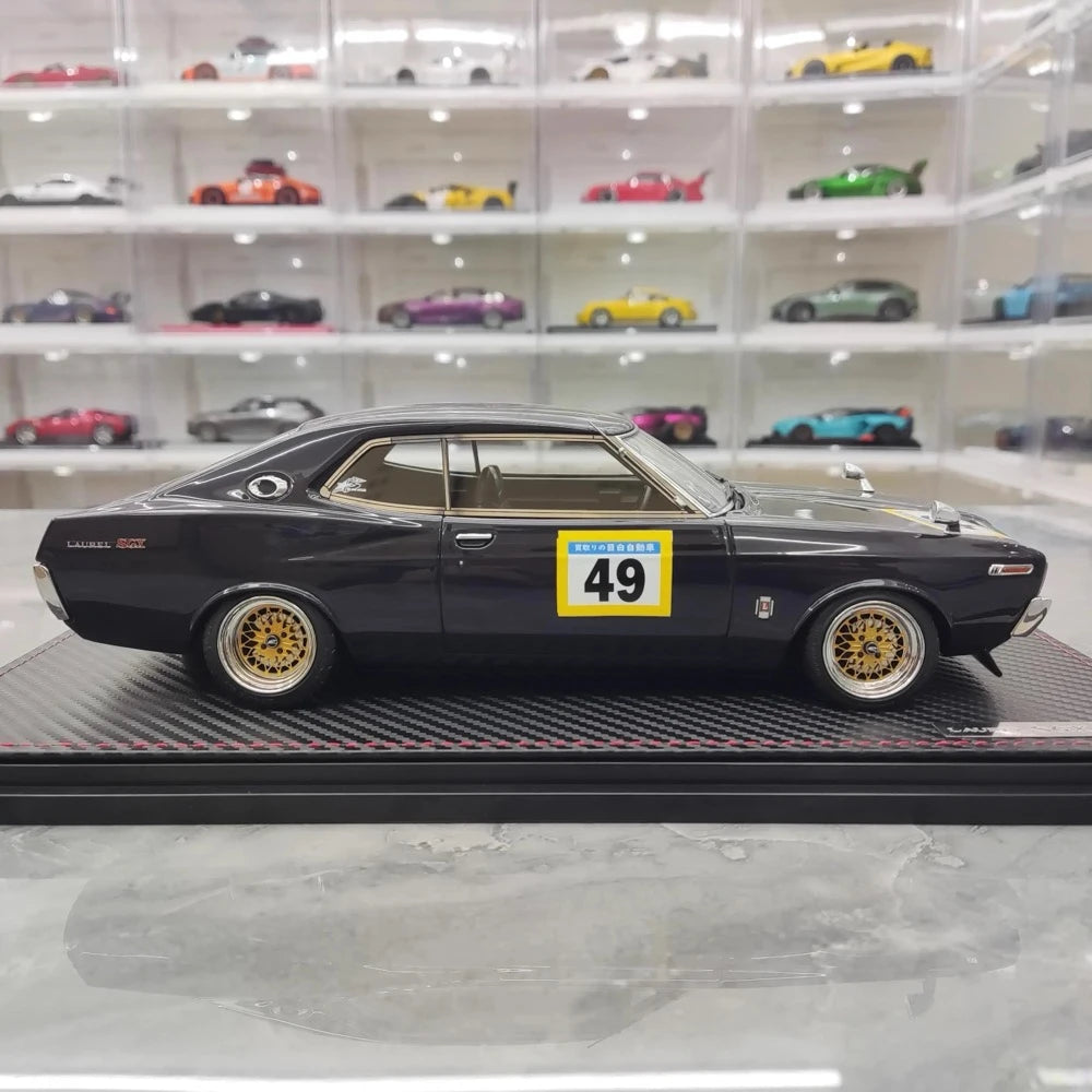 [Ignition] 1:18 Nissan 1972 Laurel 2000SGX C130 Mr. Sata Model Car Resin