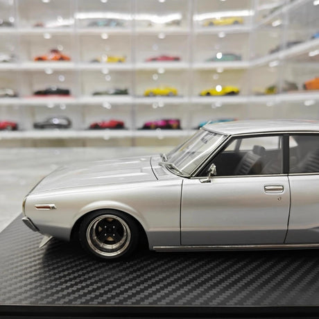 [Ignition] 1:18 Nissan 1972 Skyline 2000 GT-X GC110 Silver Model Car Resin