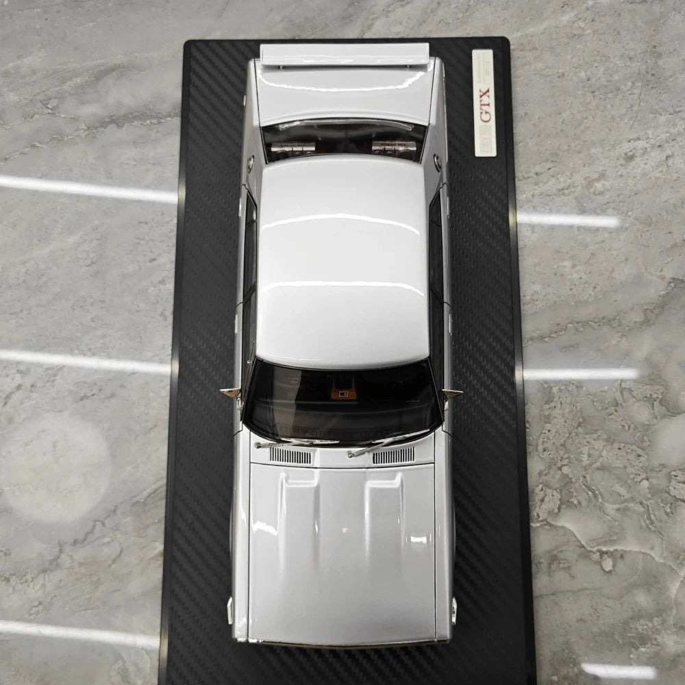 [Ignition] 1:18 Nissan 1972 Skyline 2000 GT-X GC110 Silver Model Car Resin