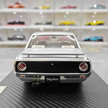[Ignition] 1:18 Nissan 1972 Skyline 2000 GT-X GC110 Silver Model Car Resin