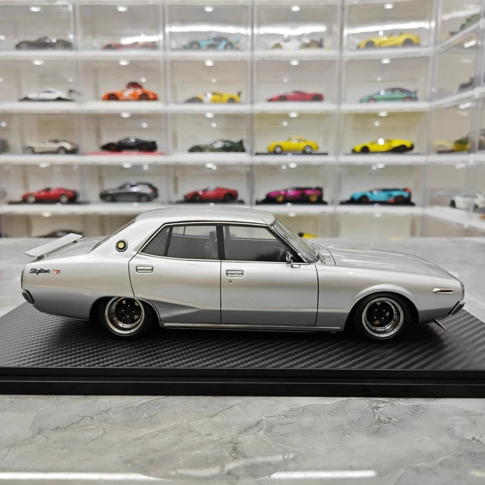 [Ignition] 1:18 Nissan 1972 Skyline 2000 GT-X GC110 Silver Model Car Resin