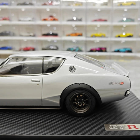 [Ignition] 1:18 Nissan 1973 Skyline 2000 GT-R KPGC110 Silver Model Car Resin
