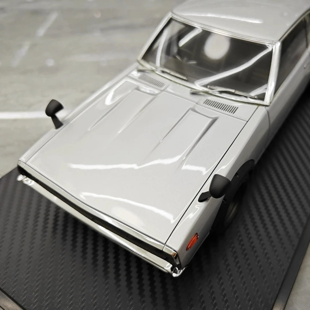[Ignition] 1:18 Nissan 1973 Skyline 2000 GT-R KPGC110 Silver Model Car Resin