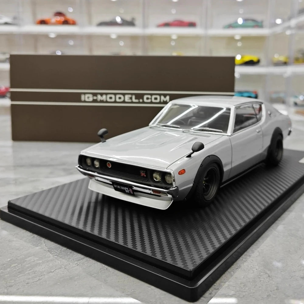 [Ignition] 1:18 Nissan 1973 Skyline 2000 GT-R KPGC110 Silver Model Car Resin