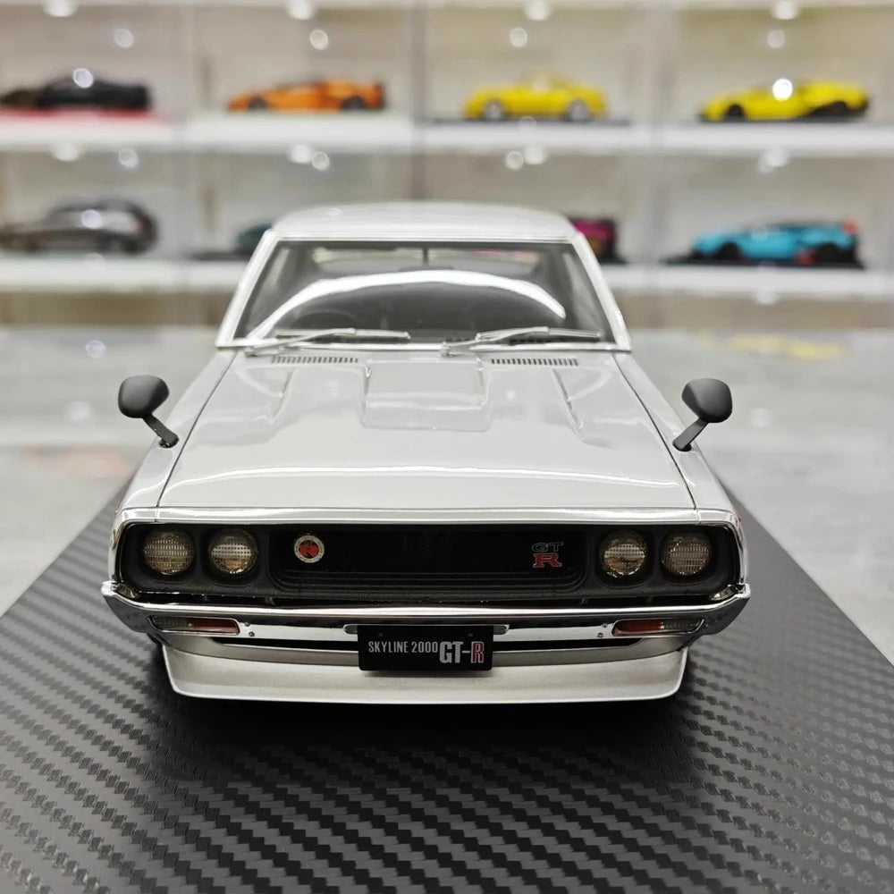 [Ignition] 1:18 Nissan 1973 Skyline 2000 GT-R KPGC110 Silver Model Car Resin