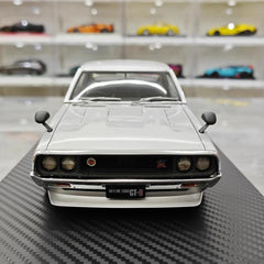[Ignition] 1:18 Nissan 1973 Skyline 2000 GT-R KPGC110 Silver Model Car Resin
