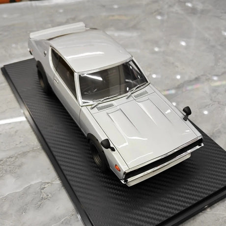 [Ignition] 1:18 Nissan 1973 Skyline 2000 GT-R KPGC110 Silver Model Car Resin