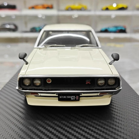 [Ignition] 1:18 Nissan 1973 Skyline 2000 GT-R KPGC110 White Model Car Resin