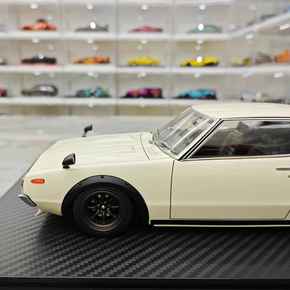 [Ignition] 1:18 Nissan 1973 Skyline 2000 GT-R KPGC110 White Model Car Resin