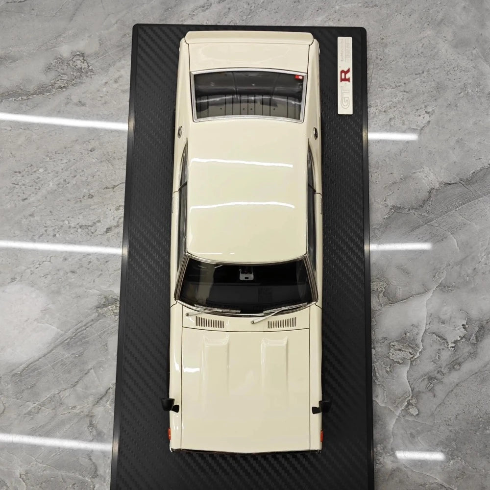 [Ignition] 1:18 Nissan 1973 Skyline 2000 GT-R KPGC110 White Model Car Resin