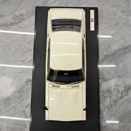 [Ignition] 1:18 Nissan 1973 Skyline 2000 GT-R KPGC110 White Model Car Resin