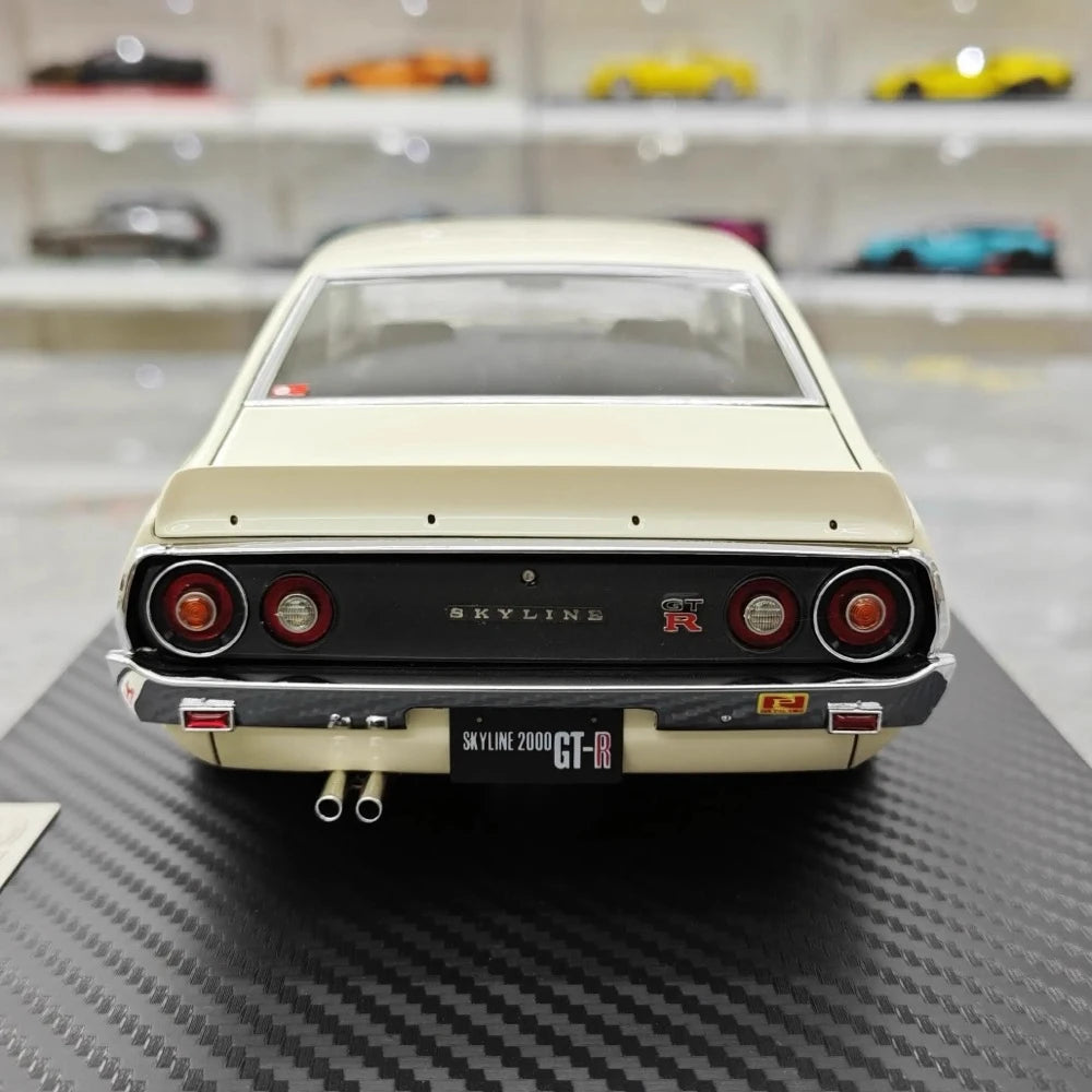 [Ignition] 1:18 Nissan 1973 Skyline 2000 GT-R KPGC110 White Model Car Resin
