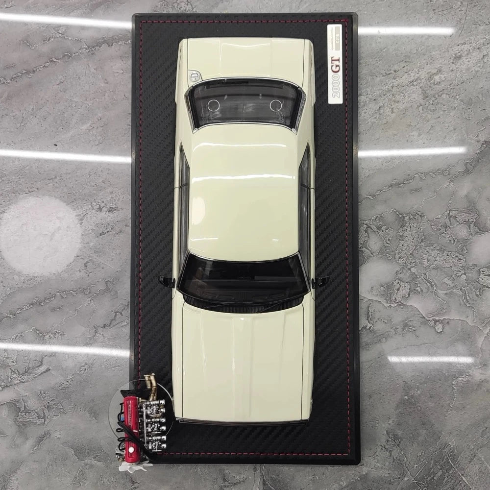 [Ignition] 1:18 Nissan 1977 Skyline 2000 GT ES C210 ホワイト モデルカー レジン