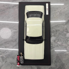 [Ignition] 1:18 Nissan 1977 Skyline 2000 GT ES C210 ホワイト モデルカー レジン