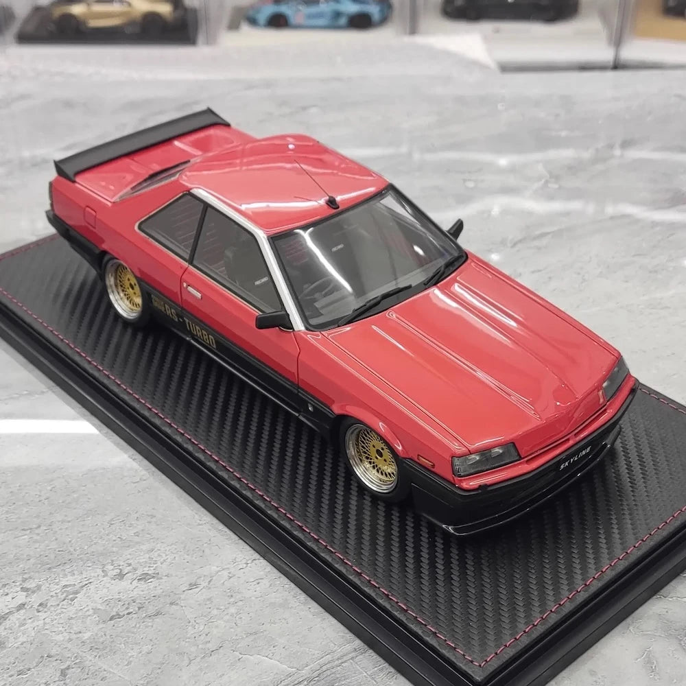 [Ignition] 1:18 Nissan 1981 Skyline DR30 Turbo RS röd modellbil harts
