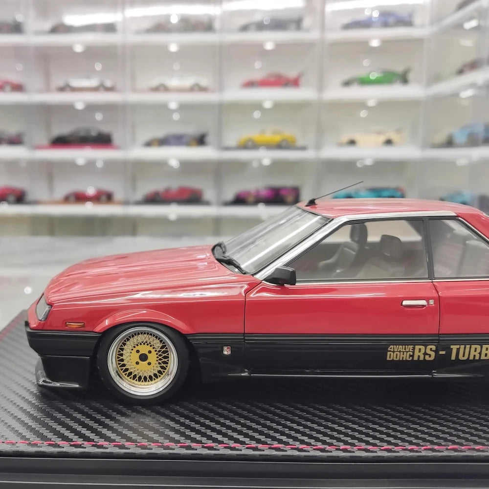 [Ignition] 1:18 Nissan 1981 Skyline DR30 Turbo RS röd modellbil harts