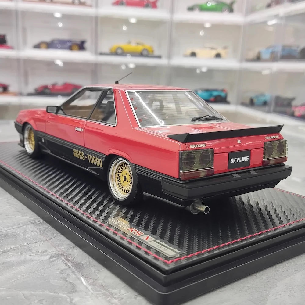 [Ignition] 1:18 Nissan 1981 Skyline DR30 Turbo RS röd modellbil harts