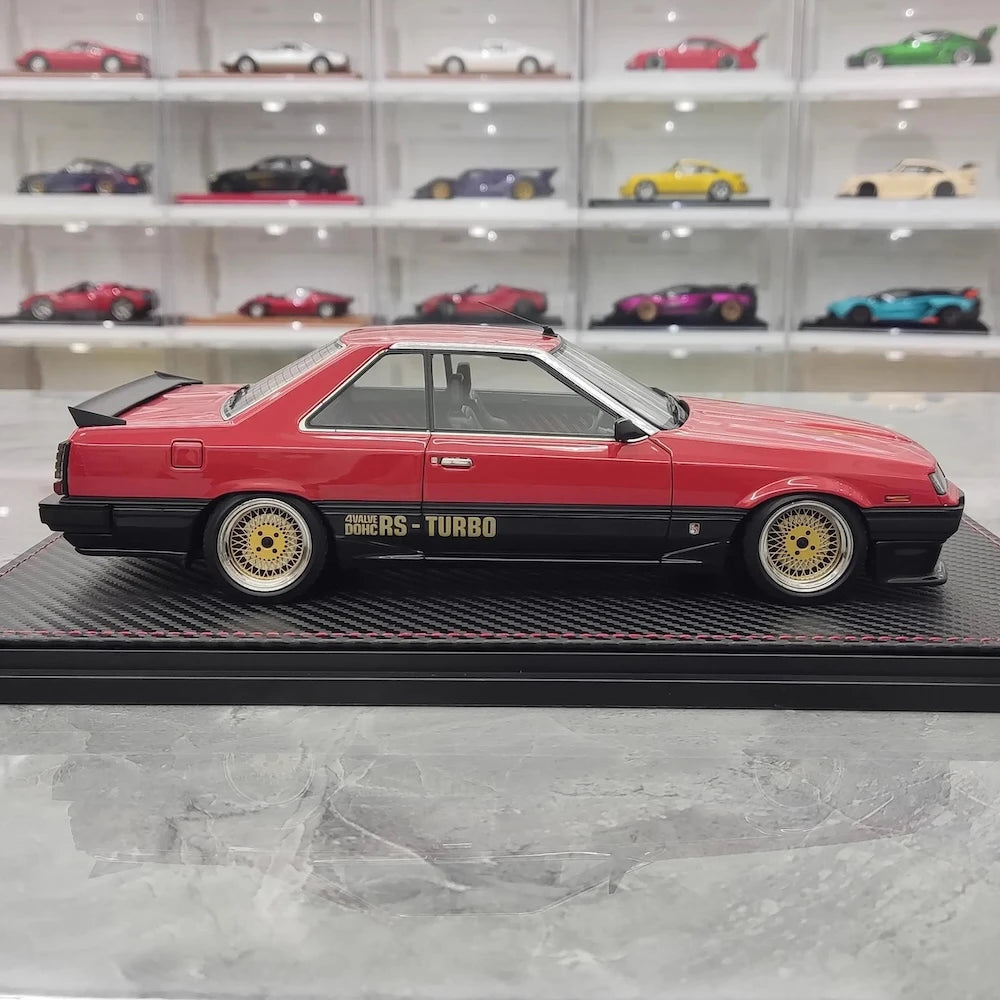 [Ignition] 1:18 Nissan 1981 Skyline DR30 Turbo RS röd modellbil harts