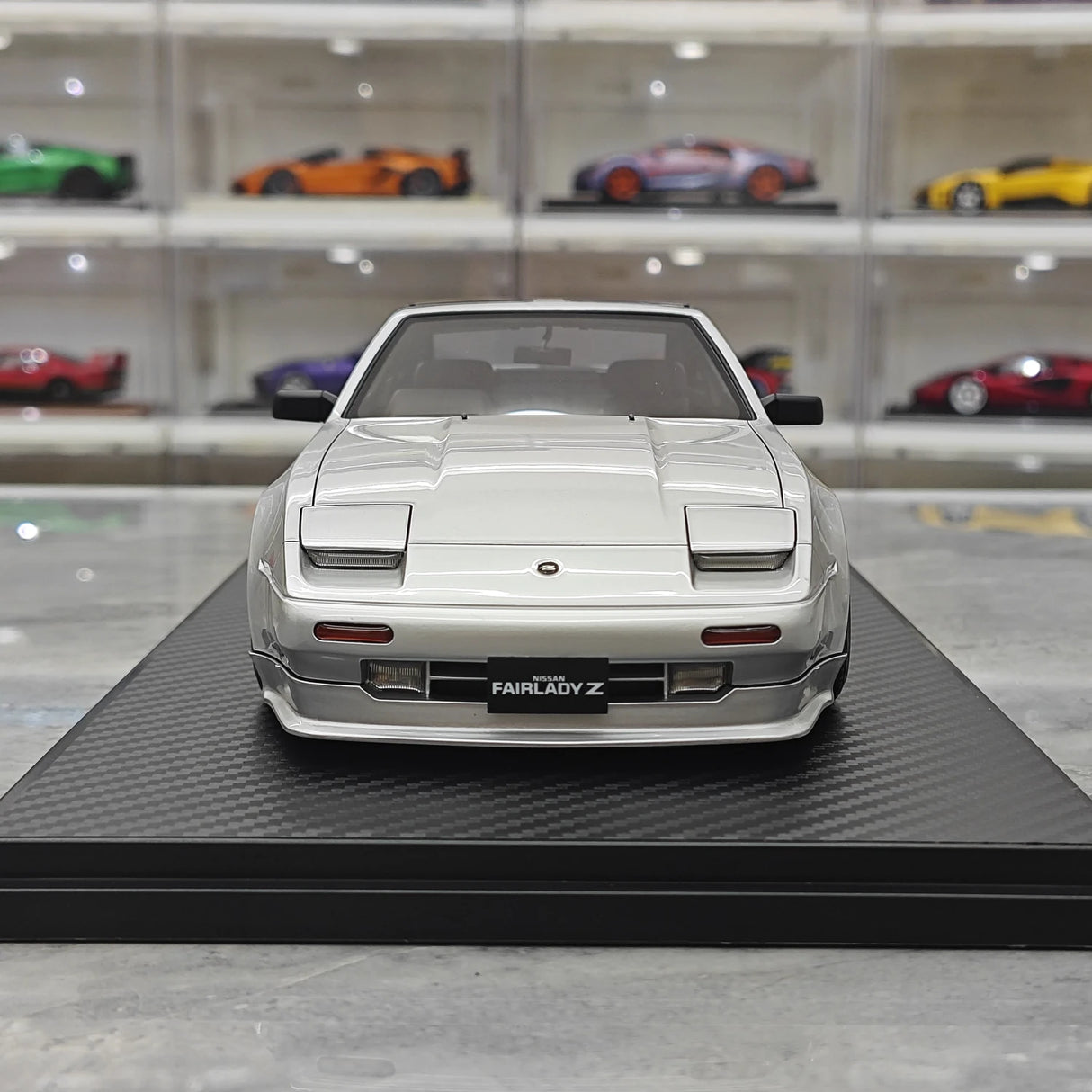 Ignition Nissan 1986 Fairlady Z 300ZR Z31 Silver 1:18 – samlarresin modellresin